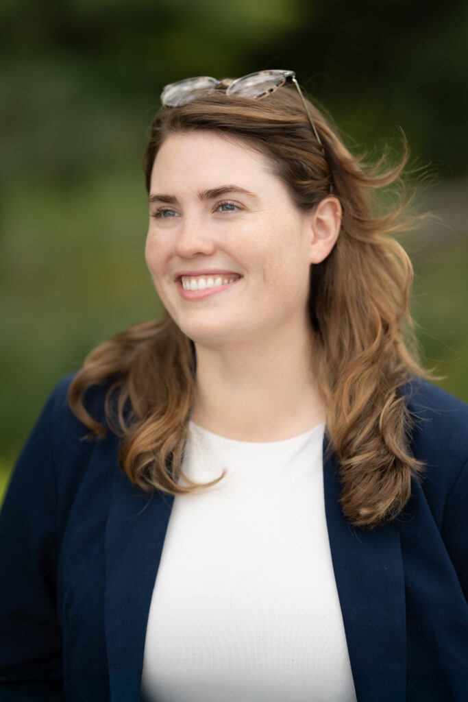 Hannah Crane headshot